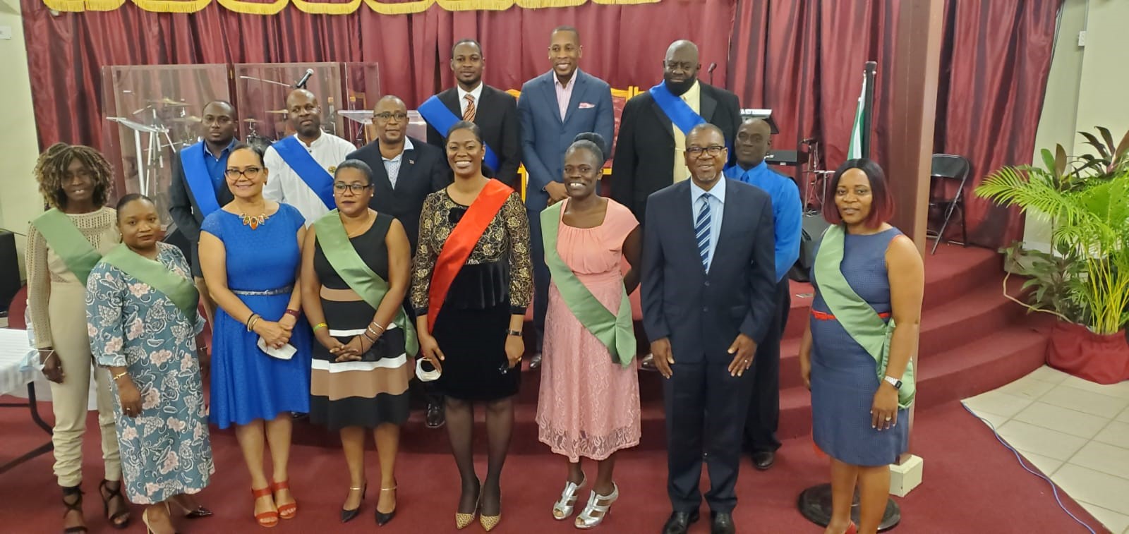 CAMINOS QUE SE CRUZAN